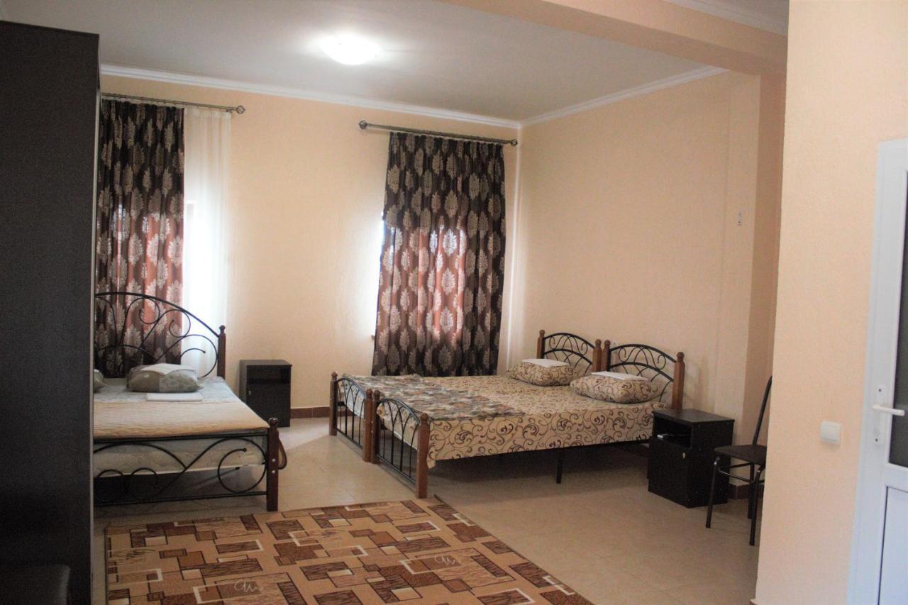 Guest House Lykhny Gagra Exterior foto