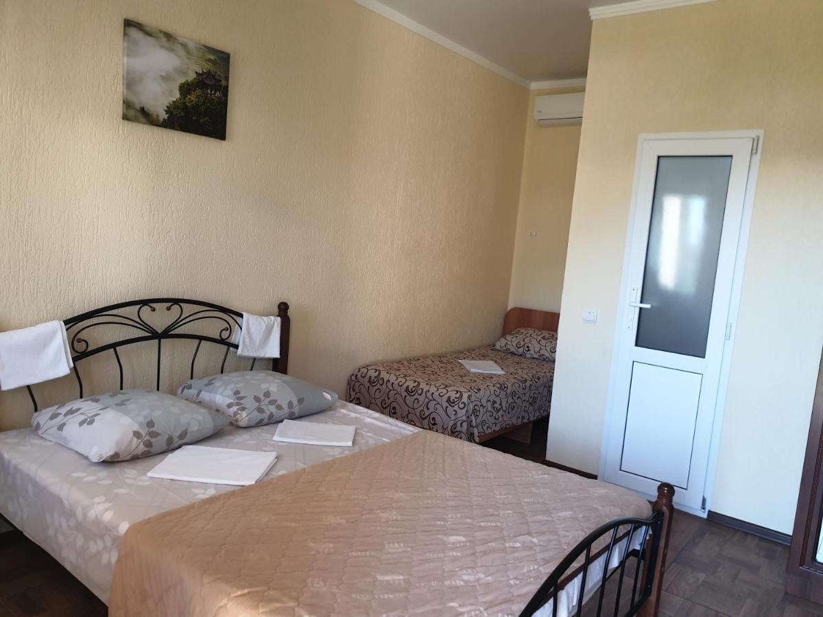 Guest House Lykhny Gagra Exterior foto